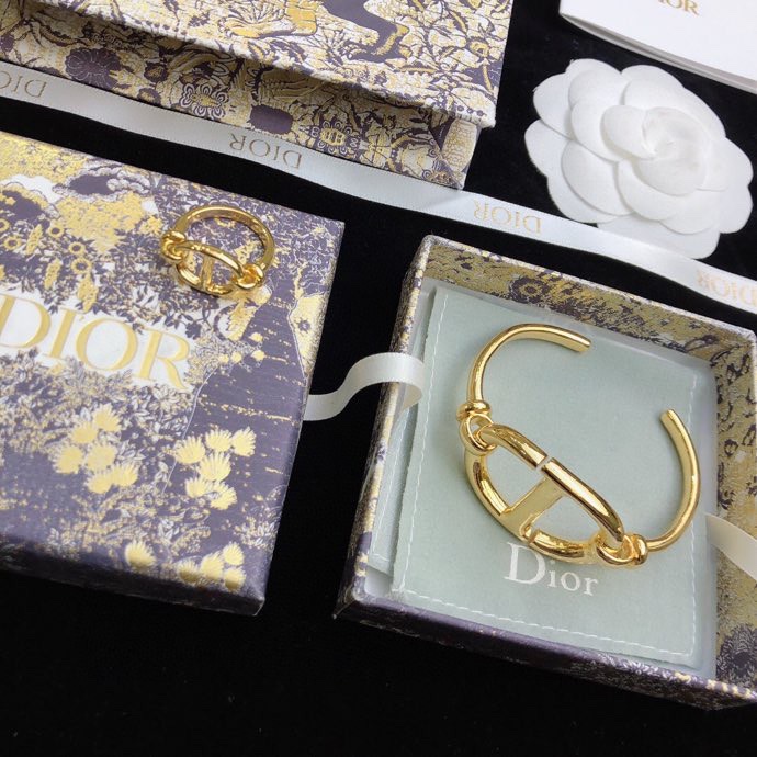 chr1st1an D10r rings